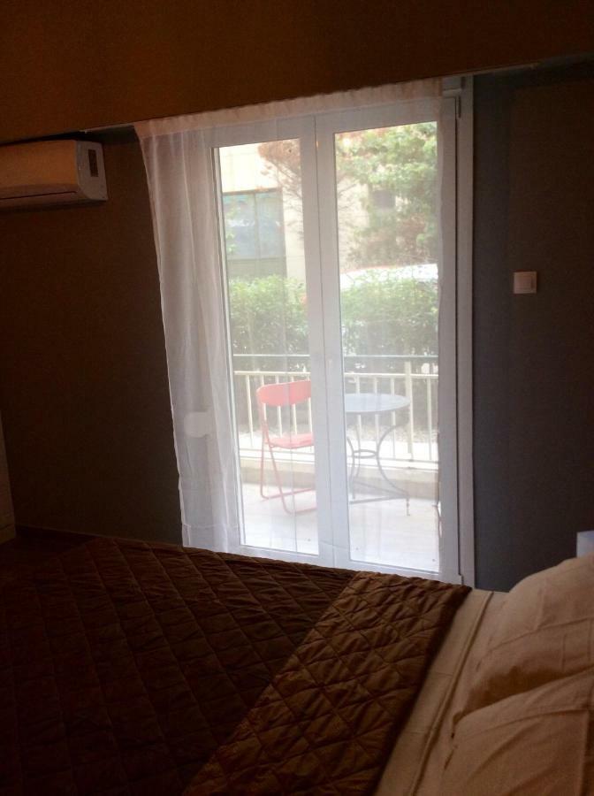 Renovated Apartment Atenas Exterior foto
